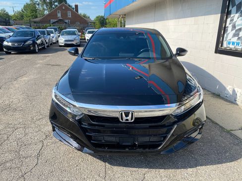 Used 2019 Honda Accord Sport image 5