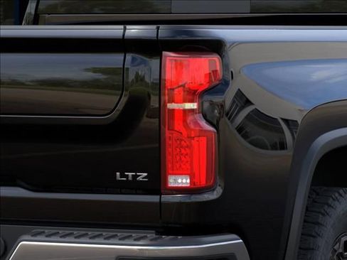 New 2026 Chevrolet Silverado 2500 LTZ w/ LTZ Plus Package AWD/4WD image 13
