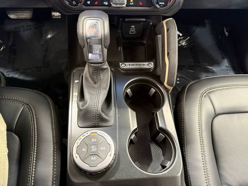 New 2026 Ford Bronco Badlands AWD/4WD image 41