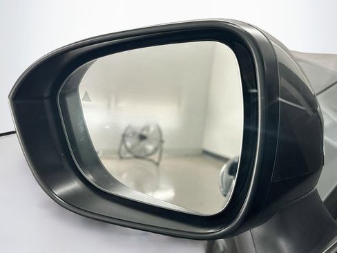 Used 2024 Nissan Rogue SV AWD/4WD image 16