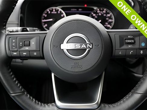 Used 2024 Nissan Pathfinder SV image 18