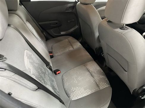 Used 2020 Chevrolet Sonic LT image 17
