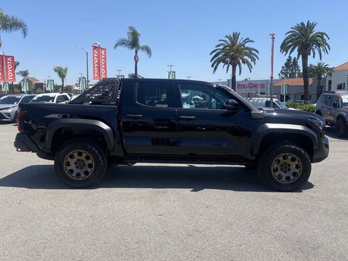 Certified 2026 Toyota Tacoma 4x4 Double Cab Hybrid image 41