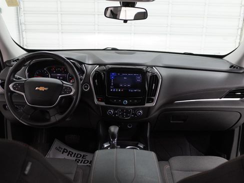 Used 2021 Chevrolet Traverse LT FWD image 38