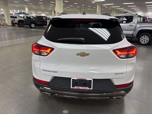 Used 2021 Chevrolet TrailBlazer ACTIV w/ Sun and Liftgate Package image 8