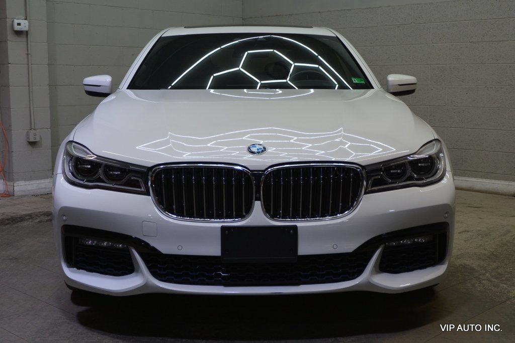Used 2017 BMW 750i xDrive AWD/4WD image 5