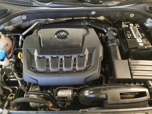 Used 2022 Volkswagen Passat 2.0T SE image 23