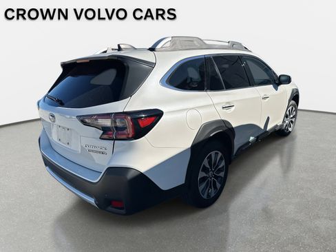 Used 2023 Subaru Outback Touring XT image 4