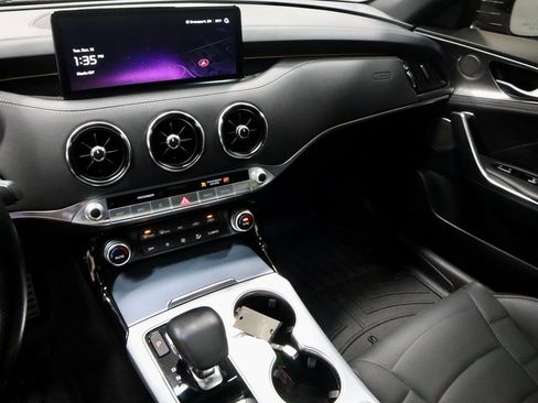 Used 2023 Kia Stinger GT2 image 33