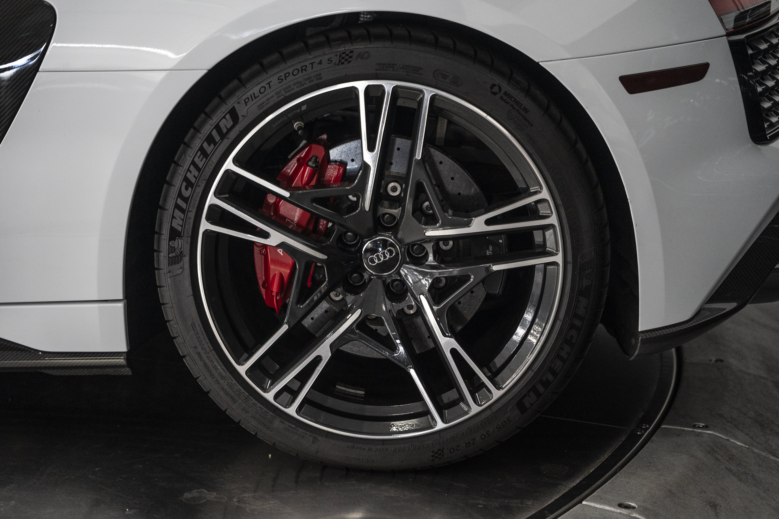 Used 2020 Audi R8 V10 performance AWD/4WD image 26