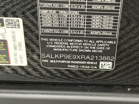 Used 2024 Land Rover Range Rover SE AWD/4WD image 21