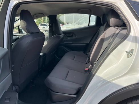 Used 2025 Toyota Prius LE FWD image 50