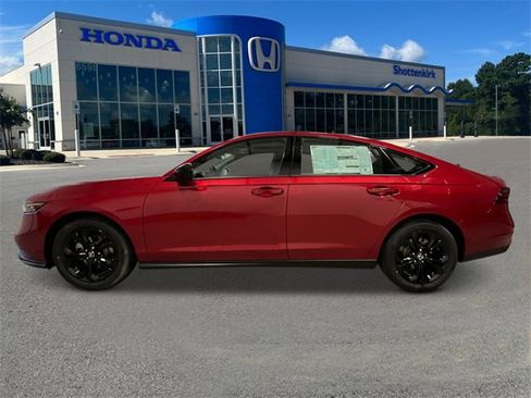 New 2025 Honda Accord SE image 2