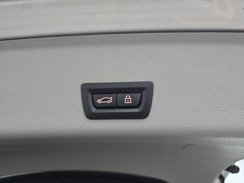 Used 2015 BMW X4 xDrive28i image 16