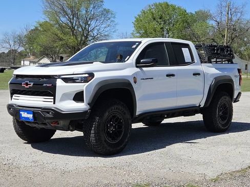 Used 2024 Chevrolet Colorado ZR2 w/ ZR2 Bison Edition image 4