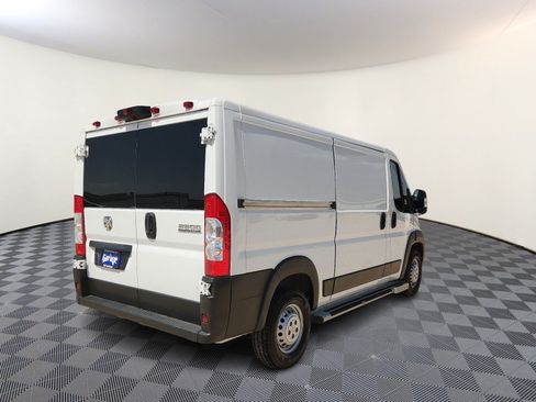Used 2025 RAM ProMaster 2500 w/ U-Haul Equipment Group FWD image 4
