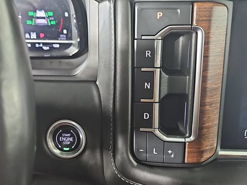 Used 2023 GMC Yukon XL Denali Ultimate AWD/4WD image 28