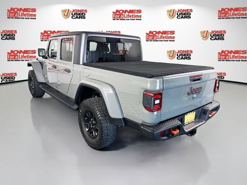 Used 2021 Jeep Gladiator Mojave w/ Dual Top Group AWD/4WD image 2