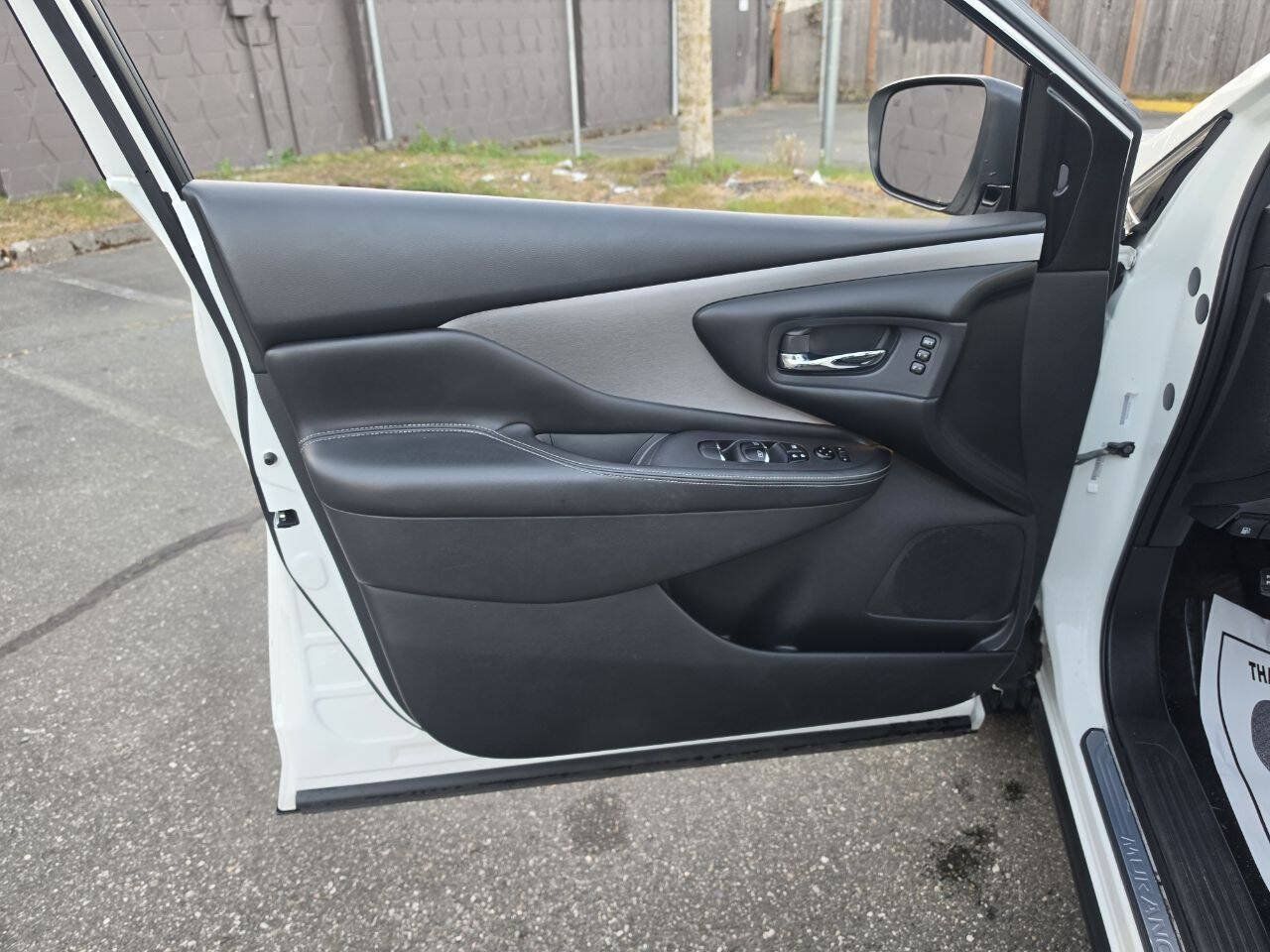 Used 2019 Nissan Murano SL AWD/4WD image 35