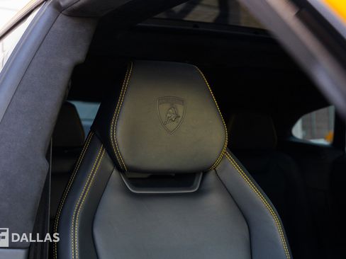 Used 2019 Lamborghini Urus image 36