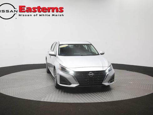 Used 2023 Nissan Altima 2.5 SV FWD image 50