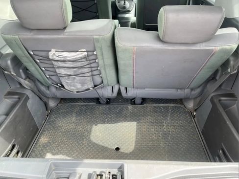 Used 2004 Honda Element EX image 10