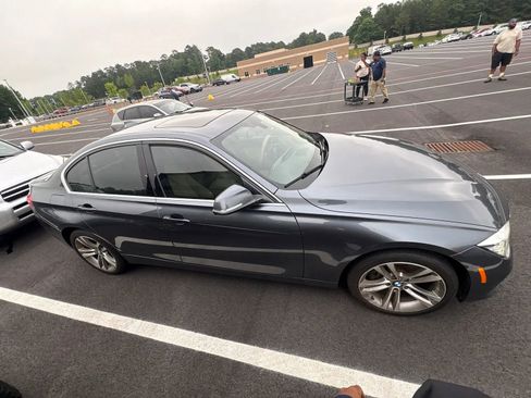 Used 2018 BMW 330i Sedan RWD image 7