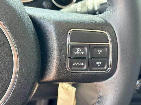Used 2016 Jeep Wrangler Unlimited Sport w/ Quick Order Package 24S AWD/4WD image 29