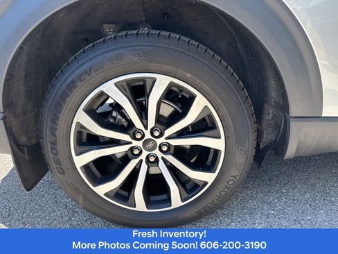 Used 2023 Ford Explorer ST AWD/4WD image 5