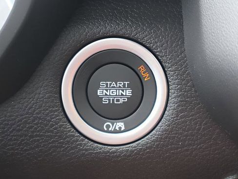 New 2026 RAM 1500 Express AWD/4WD image 19