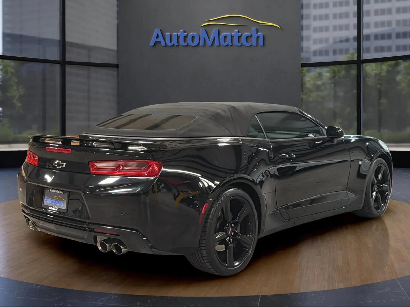 Used 2017 Chevrolet Camaro SS RWD image 10