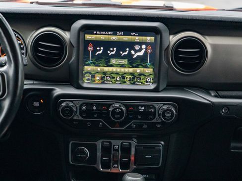 Used 2021 Jeep Gladiator Mojave AWD/4WD image 20