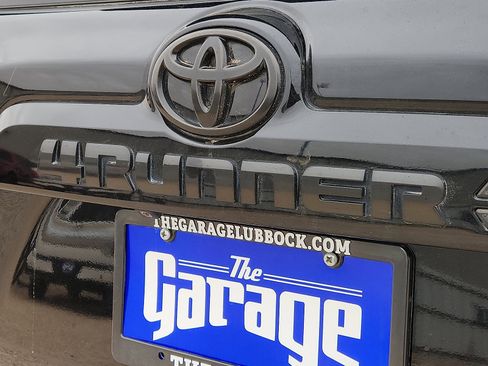 Used 2019 Toyota 4Runner Limited image 8