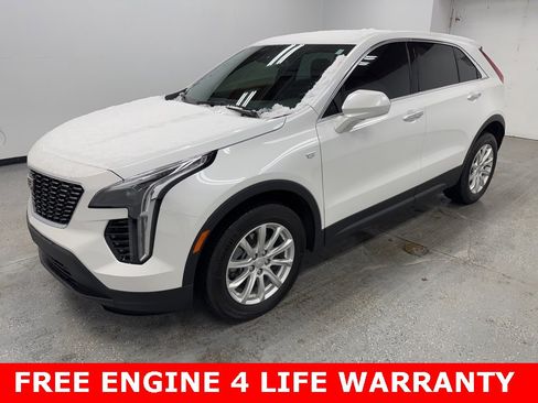 Used 2023 Cadillac XT4 Luxury w/ Cold Weather Package image 1