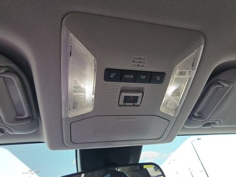 Certified 2025 Toyota RAV4 XLE AWD/4WD image 21