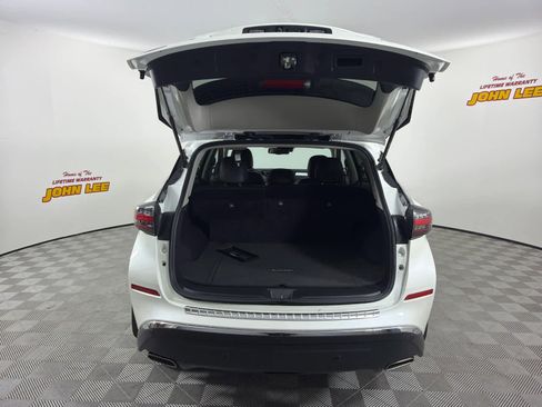 Used 2024 Nissan Murano SV FWD image 5