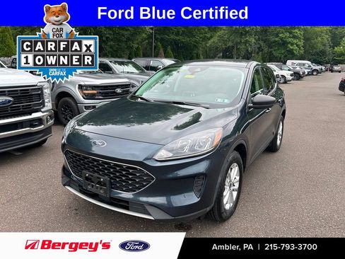 Certified 2022 Ford Escape SE w/ Convenience Package AWD/4WD image 1