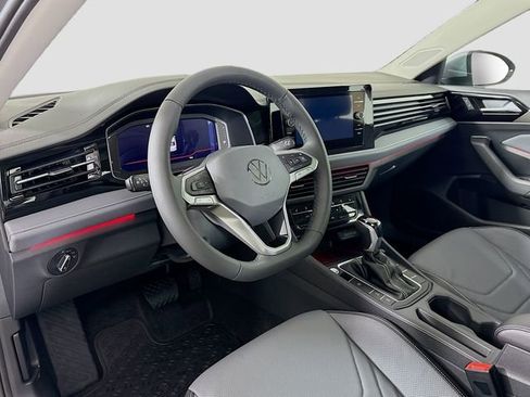 New 2026 Volkswagen Jetta SEL image 9