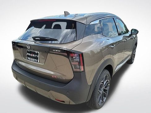 New 2025 Nissan Kicks SR w/ SR Premium Package image 5