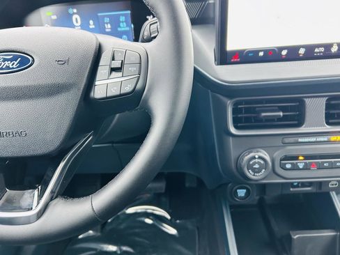 New 2026 Ford Maverick Lariat w/ Black Appearance Package image 22