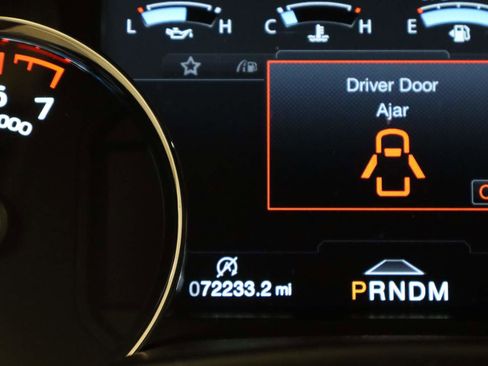 Used 2020 Ford F150 Lariat w/ Equipment Group 502A Luxury AWD/4WD image 5