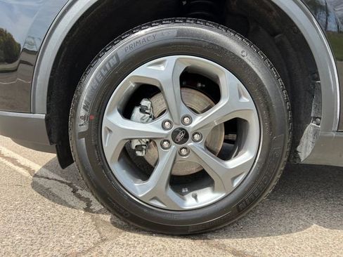 Used 2025 Ford Escape ST-Line Select AWD/4WD image 16