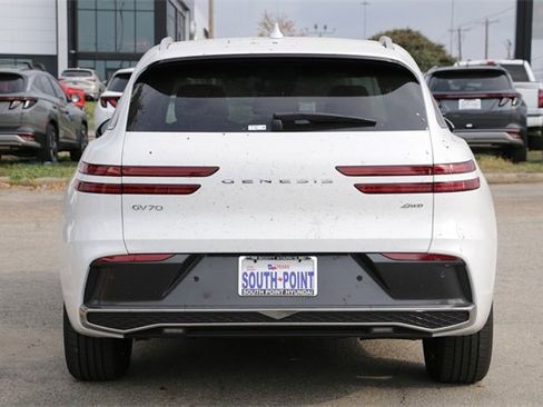New 2026 Genesis GV70 2.5T Advanced image 6