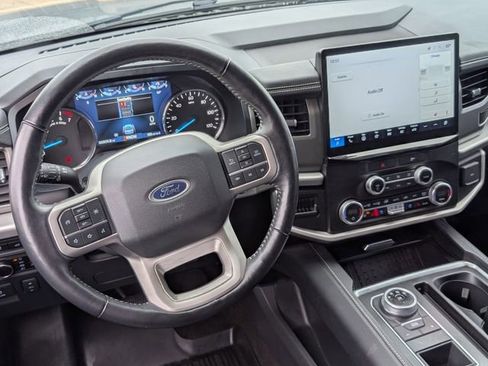 Used 2023 Ford Expedition Max XLT RWD image 12