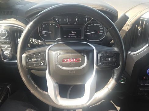 Used 2021 GMC Sierra 1500 SLE w/ X31 Off-Road Package AWD/4WD image 32