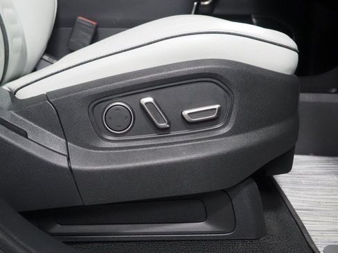 Used 2024 Rivian R1S AWD Adventure image 80