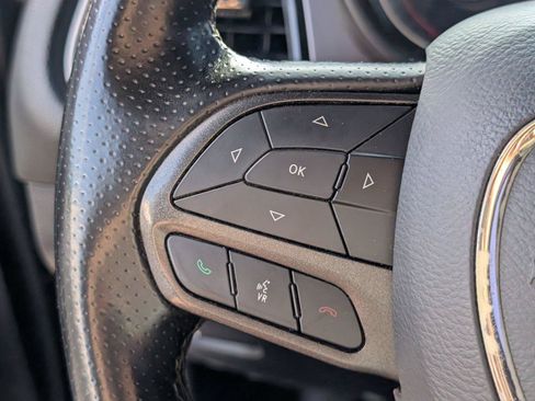 Used 2022 Dodge Challenger GT RWD image 29