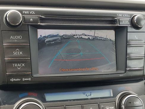 Used 2013 Toyota RAV4 XLE FWD image 22