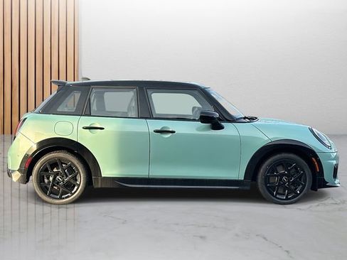 New 2026 MINI Cooper S image 2