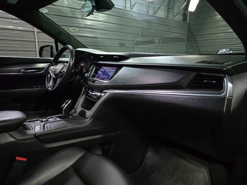 Used 2021 Cadillac XT5 Luxury FWD image 12